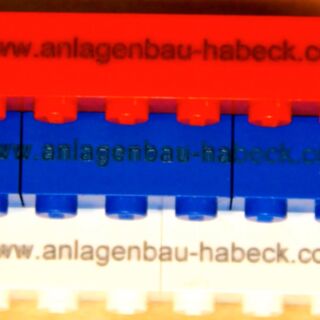 Lego Lasertest Kunststoffsteine laserbeschriftet MOPA LASER | © PiP Laser Technik & Systeme